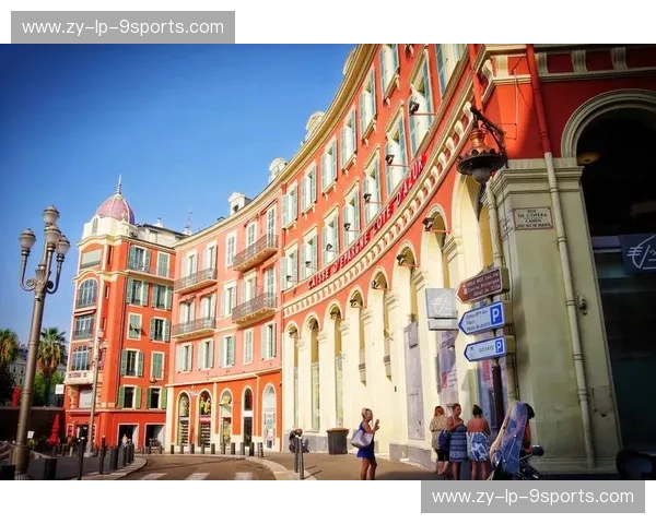 蔚蓝海岸的浪漫邂逅与法兰西腹地的激情碰撞：尼斯vs里昂，一场味蕾与灵魂的双重奏